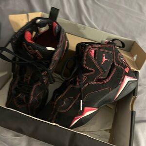 Jordan true flight sneaks! NWOT. They are 5Y but fit me perfectly. I’m a 7.